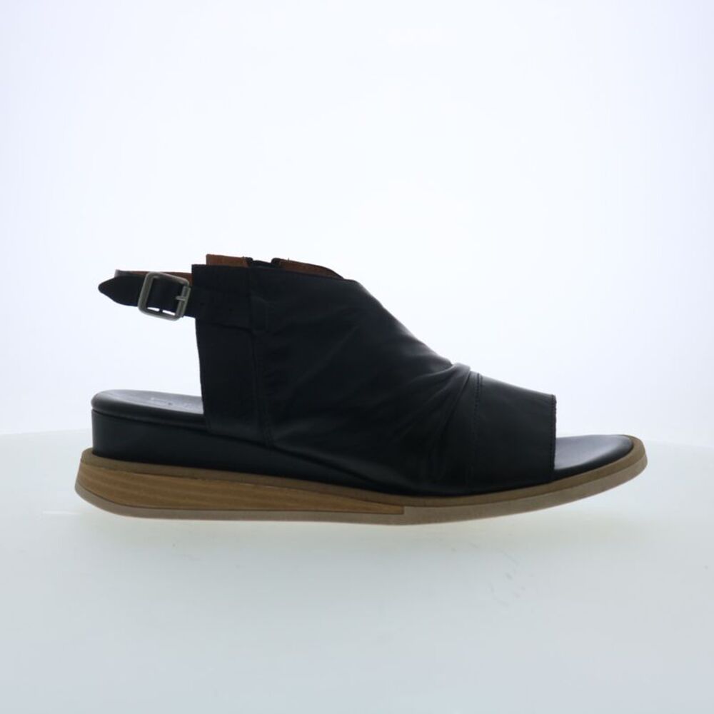 Miz Mooz Womens Conor Black Shoes (NWT)
